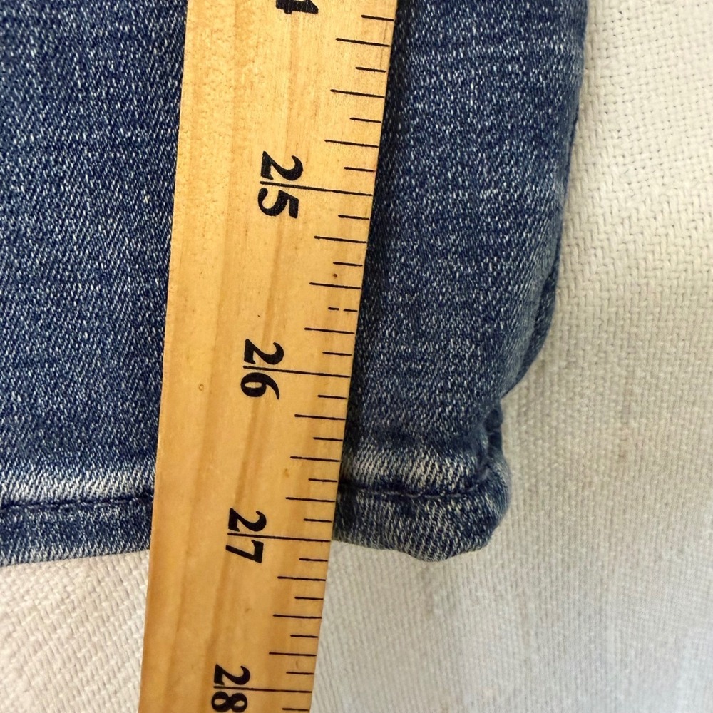 Classic Dark Blue Women's Jeans - Comfortable Everyday Fit - Picture 5 of 8